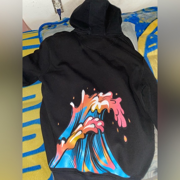 Wave Club Sweater, XL and Black - Picture 2 of 2